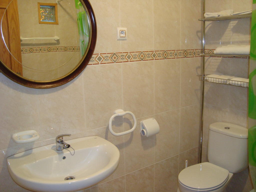 Apartamentos Saila Castejon De Sos Exterior photo